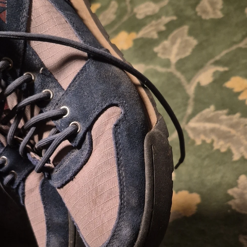 High-Top Outdoor Boots in Navy and Dusty Rose